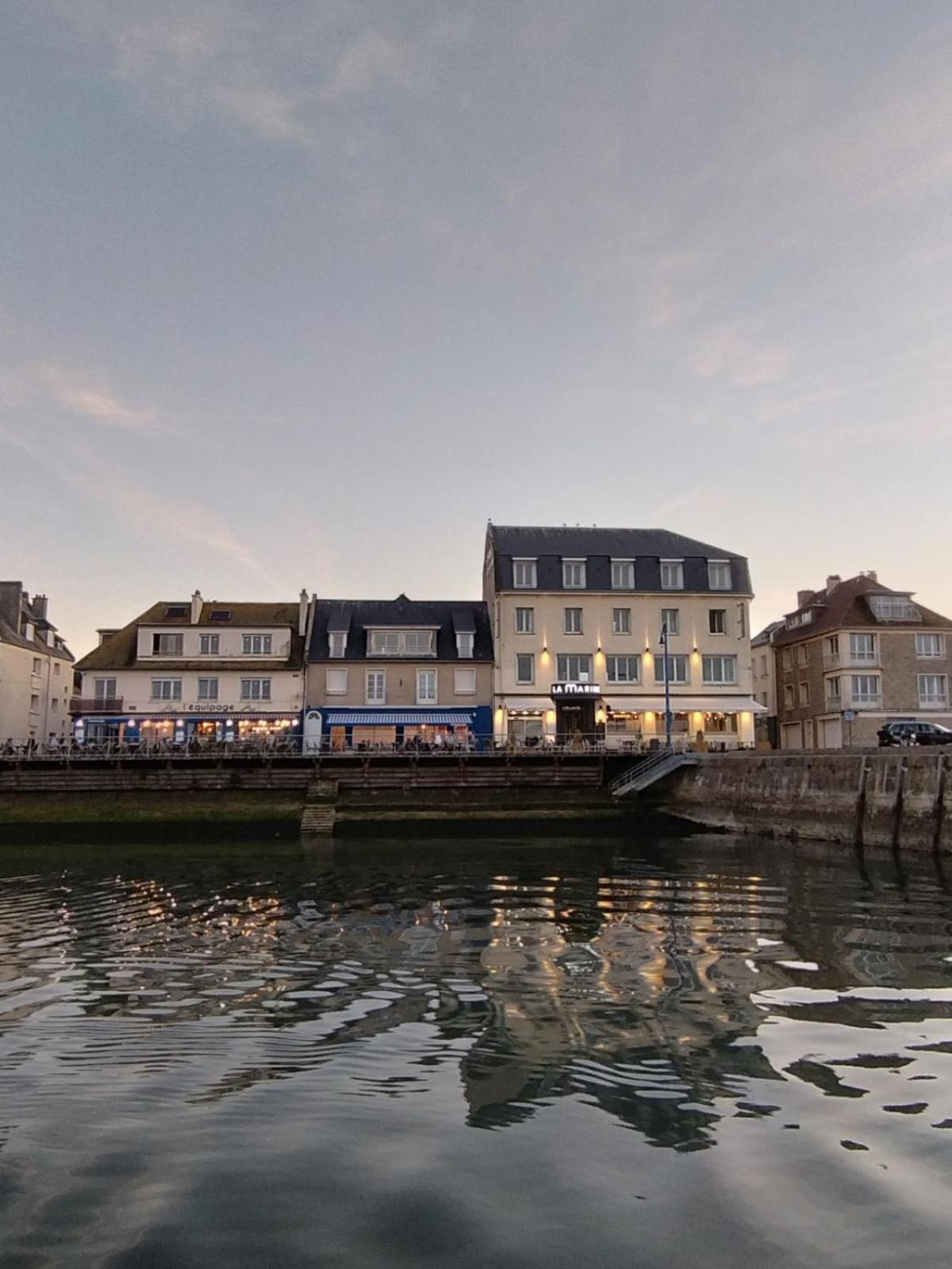 Le Grand De La Marine 
